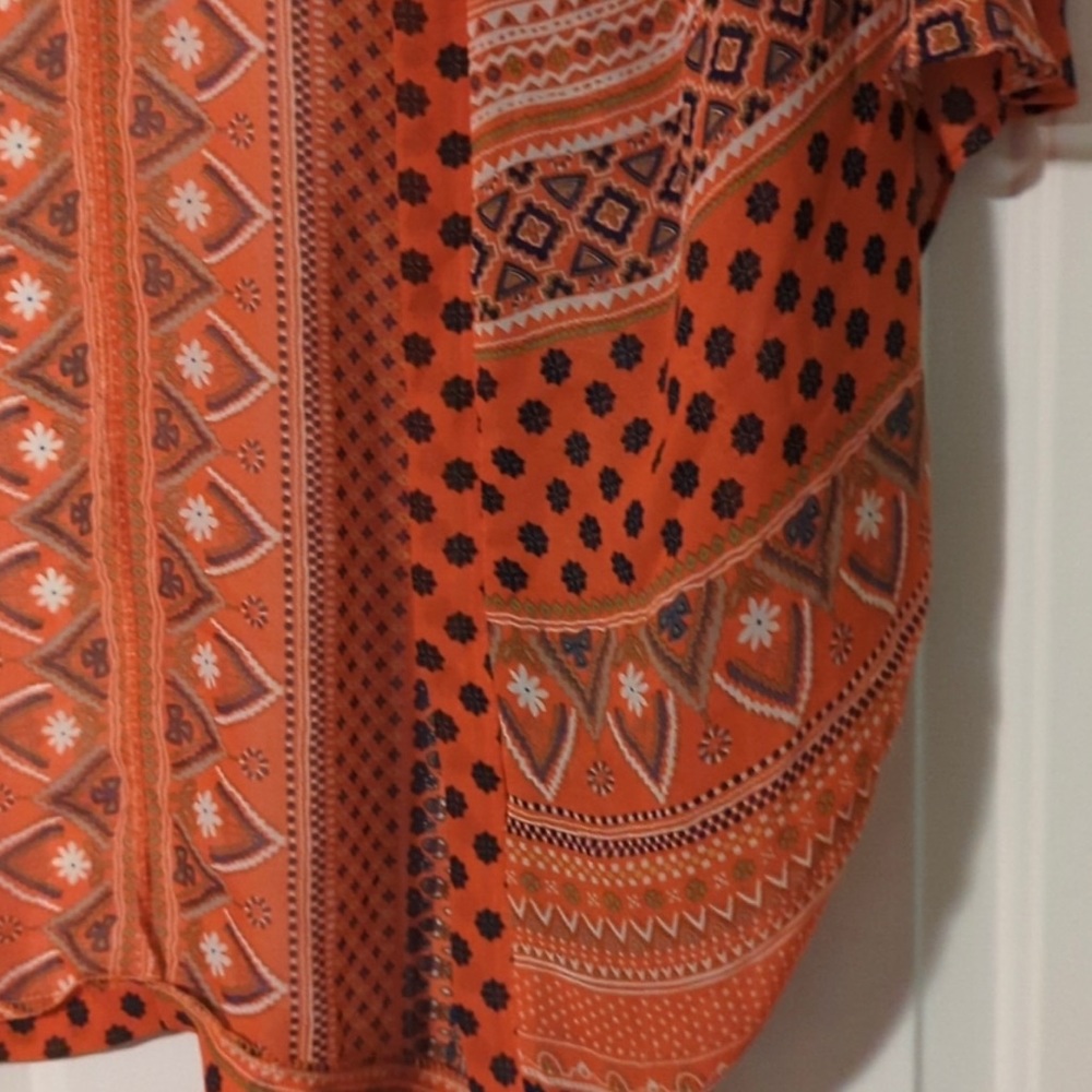 Francesca's Bird Cage sheer orange Paisley boho open front top batwing kimono - Picture 3 of 8